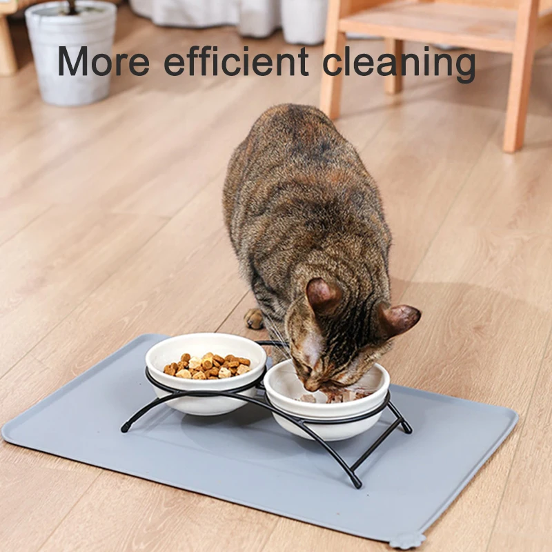 Dog Accessories Portable Silicone Waterproof Non Slip Pet Placemat Anti Overflow Food Mat Cat Dog Pet Feeding Mat for Food Water