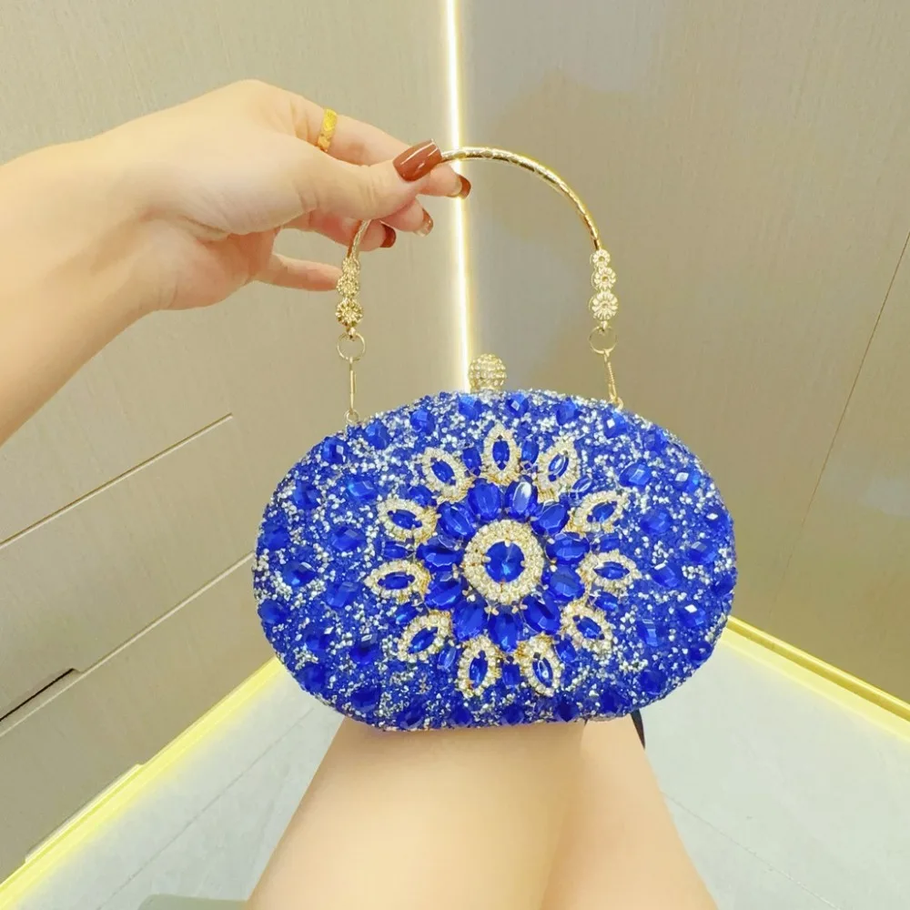 

Crossbody Bag Luxury Rhinestone Evening Banquet Bag Wrist Bag Shoulder Bag Ladies Clutch Bag Crystal Qipao Handbag Wedding