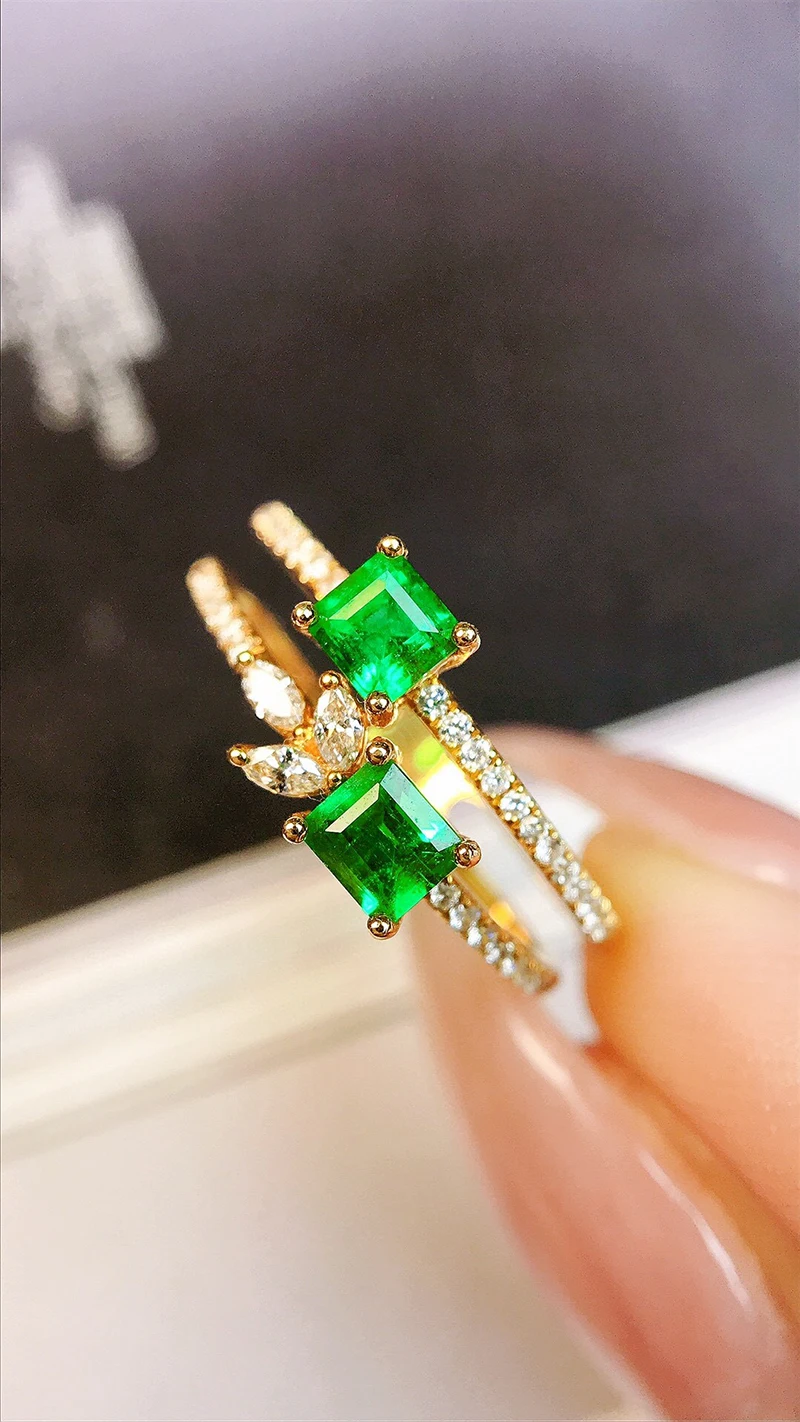 LUOWEND 100% 18K Yellow Gold Rings Romantic Elegant Style Shiny Diamond Natural Emerald Ring for Women High Wedding Jewelry