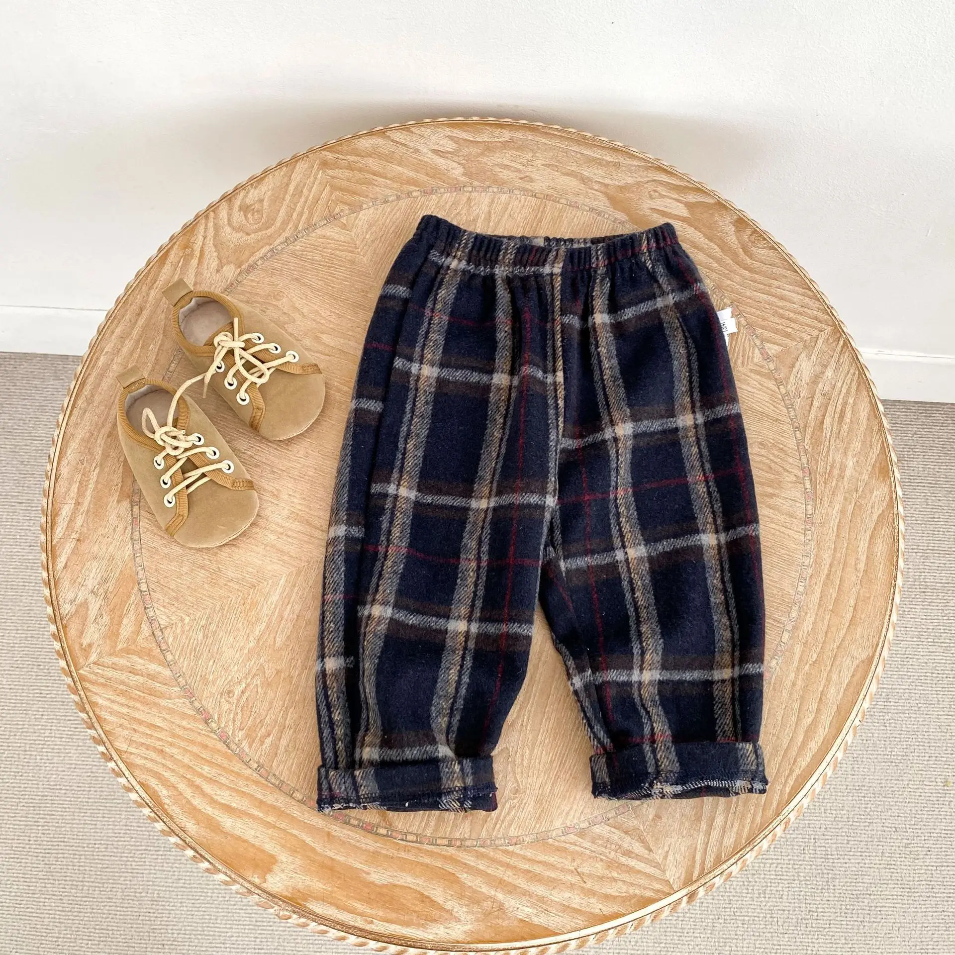 2026 Herbst Süßer Stil Kinderrock Karierter Plissee-Rock mit Elastikbund für 6M-4J Mädchen Vielseitiges Kinderkleid – Detail 10