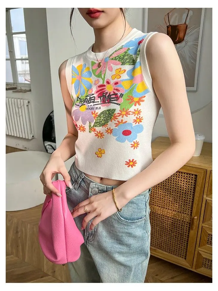 Damska koszulka bez rękawów z okrągłym dekoltem, z nadrukiem graffiti i kwiatów, nowy wzór na lato 2024, unikalny i uniwersalny top.