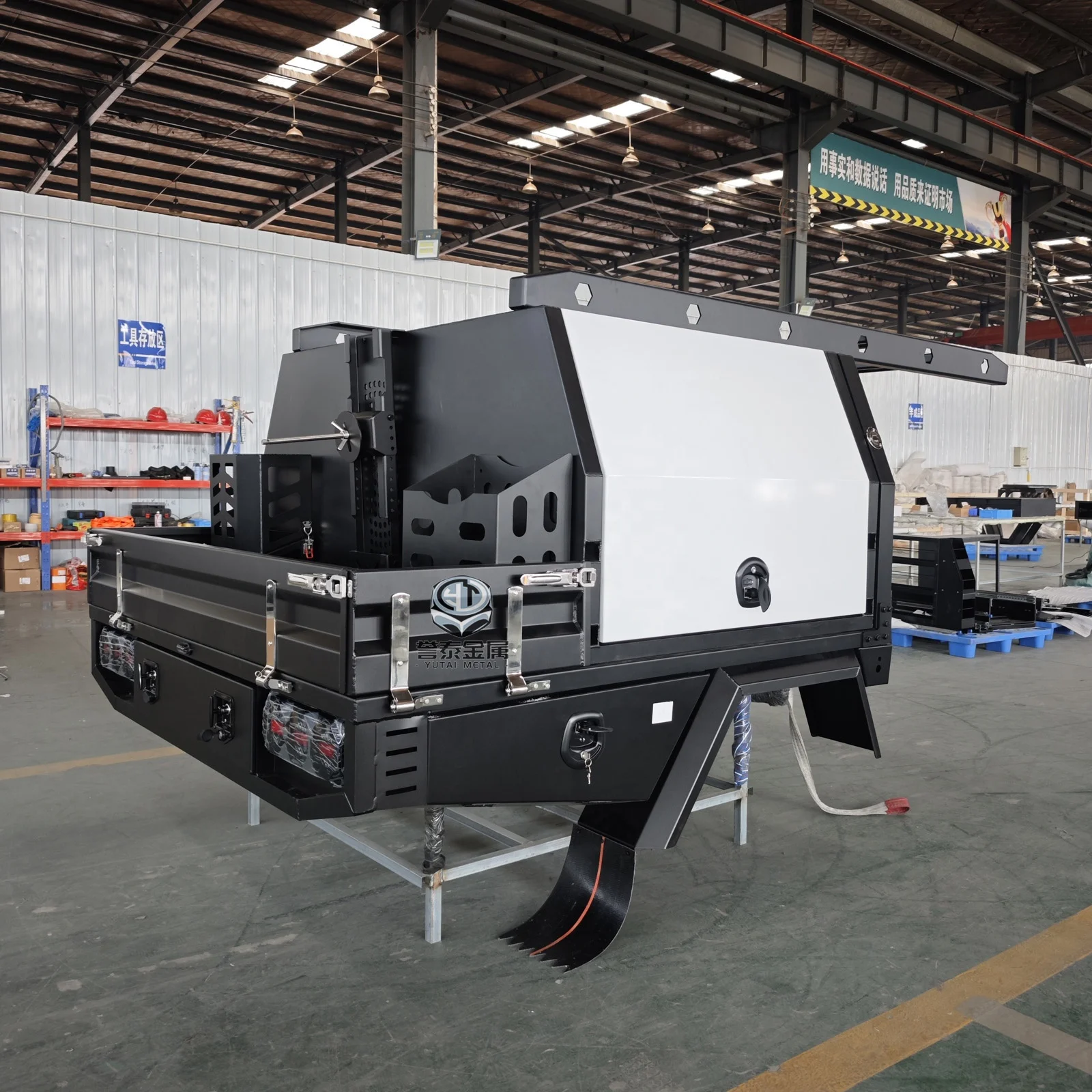 1800x1800x860mm 4x4 Camper Aluminum Ute Tray and Canopy Toolbox for Pickup Truck