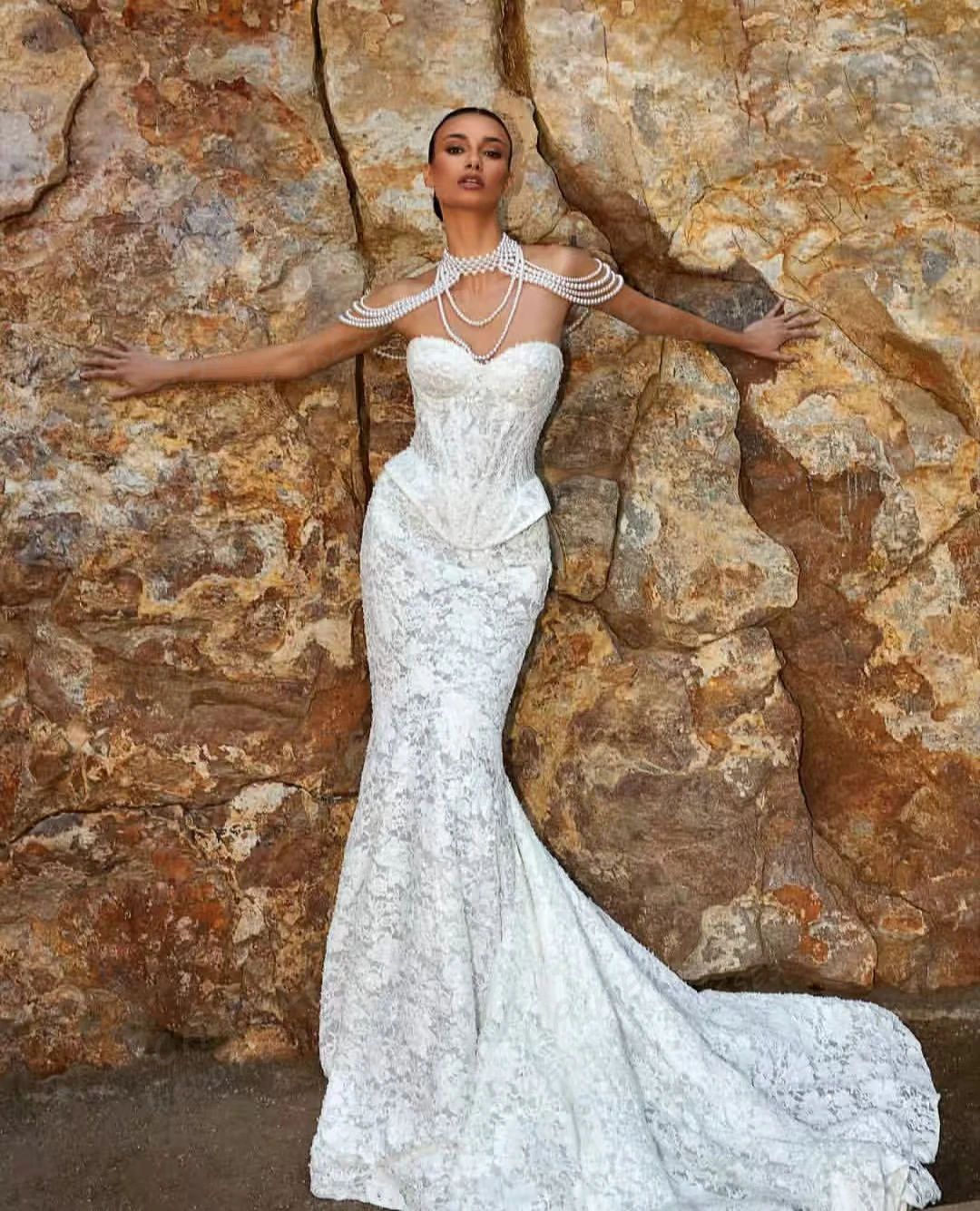 シンプルマーメイドボヘミアンウェディングドレス女性のアップリケブライダルガウンセクシーなスイープトレインバックレス Vestidos De Novia フォーマルカスタマイズ