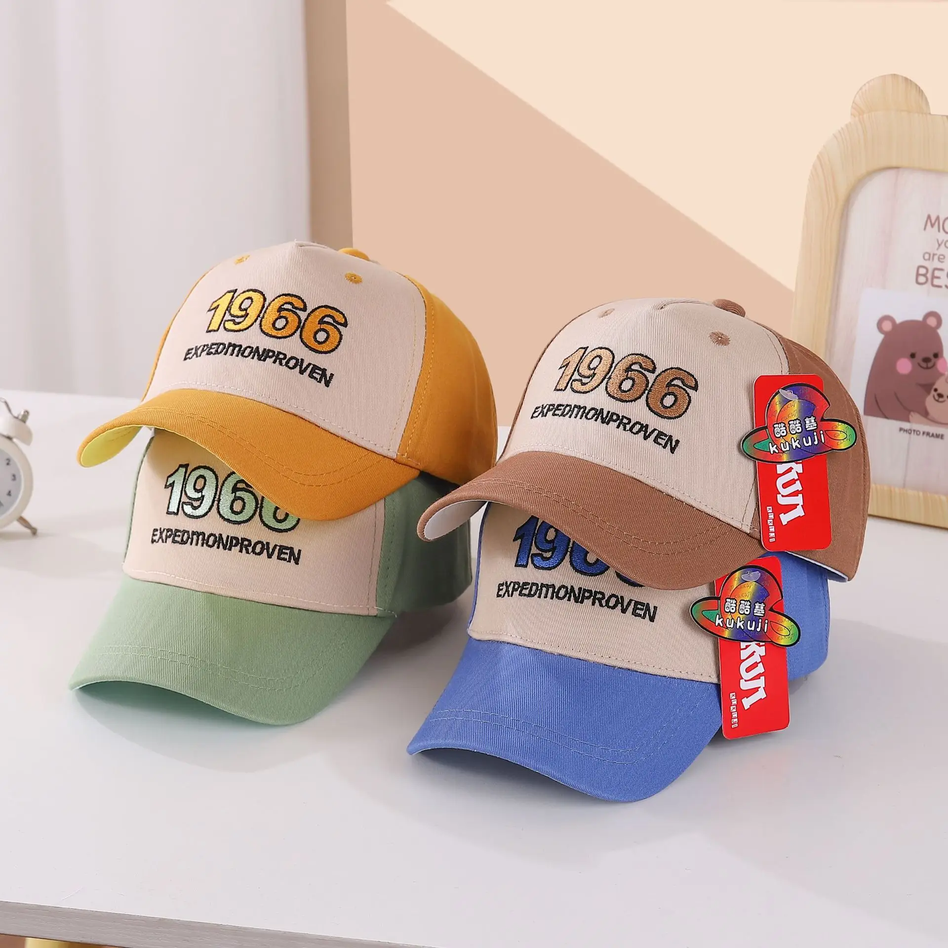 

Children Autumn New Baseball Cap Nostalgia 1966 Color Combination With Fashion Duck Tongue Hat 3-6 Years Old Boys Girls Sun Hat