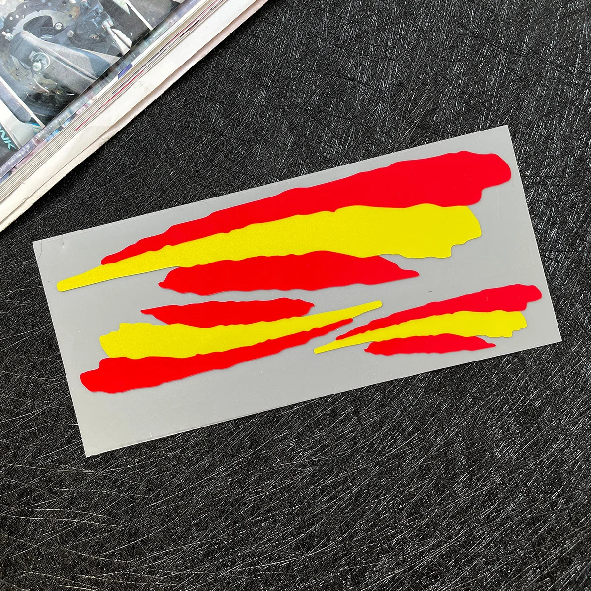 1 conjunto de adesivo de bandeira espanhola - decalque emblema para capacete de motocicleta/tanque de combustível bicicleta laptop |   Acessório para 