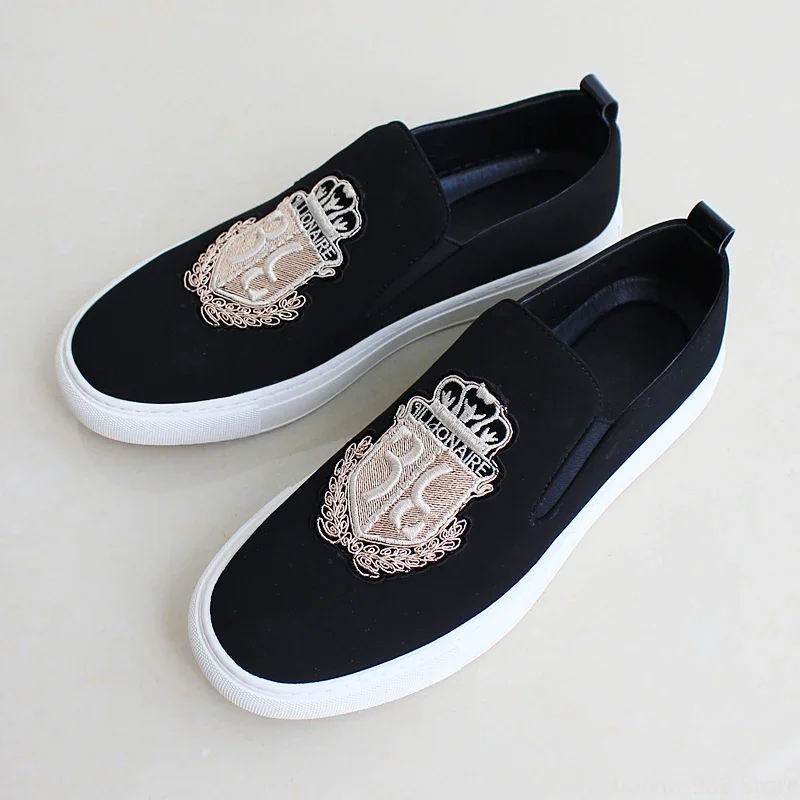 Brand New Men Casual Shoes Black Suede Leather Man Party Luxury Embroidery Flat Shoes Tide Slip-On Loafers