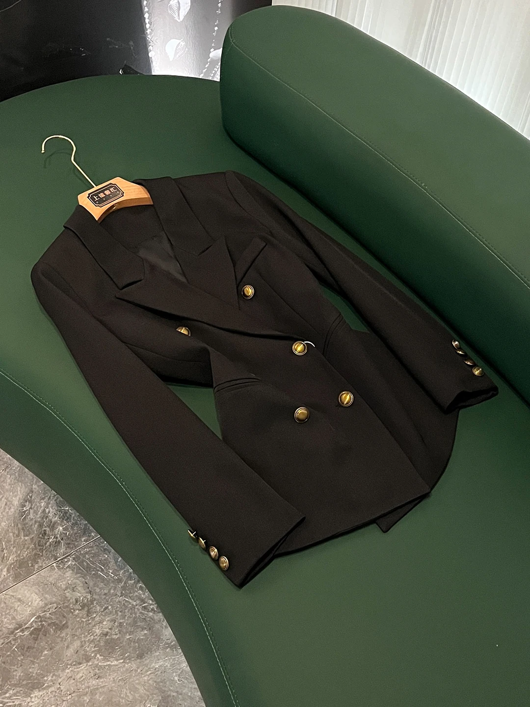 

Ele Bla женский костюм Jaet высокого качества Гонконг Sle Faionable осень Новое поступление Ladylike X603 Long Sve Butto...