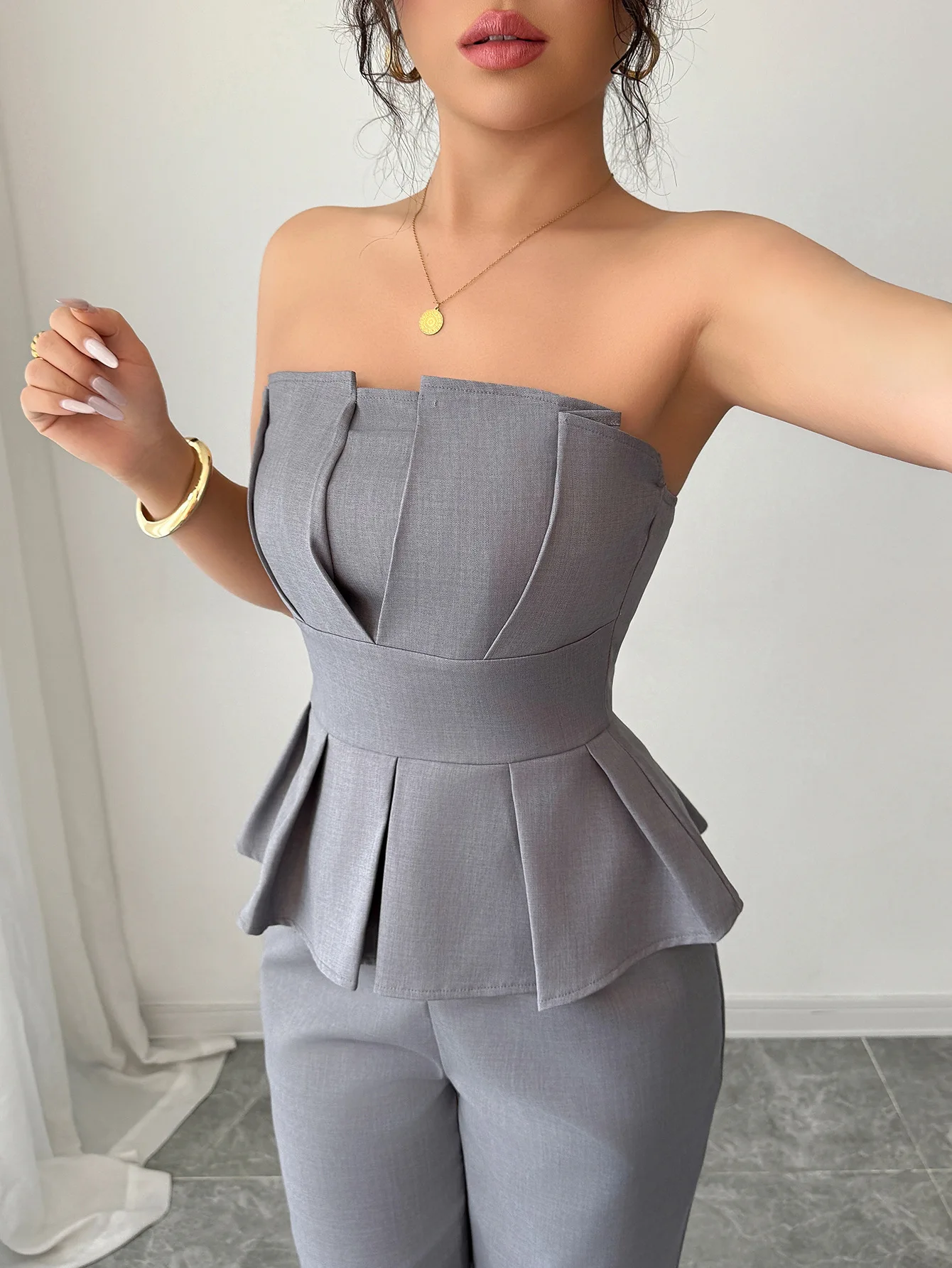 

Elegant Temperament Pants Outfits for Women Summer Fashion Commuting Women's Clothing Strapless Top & Straight Leg Pants Suit
