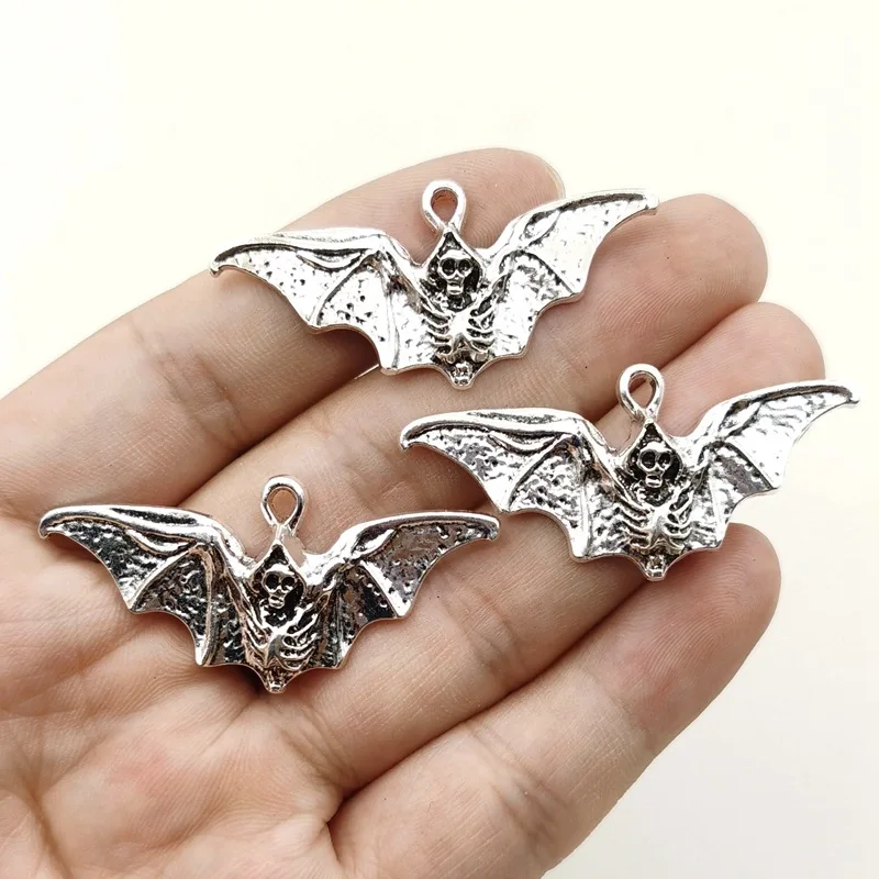 10pcs Retro Alloy Halloween Vampire Bat Wings Skull Pendant DIY Accessories