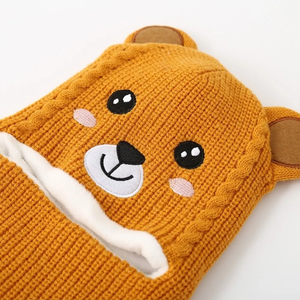 

New Cute Cartoon Ear Protection Cap Cold Proof Windproof Hat Scarf One-Piece Warm Knitted Hat