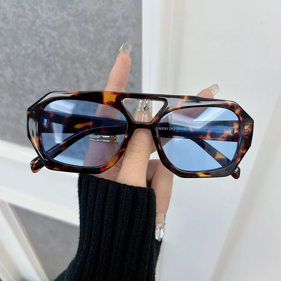 New Square Sunglasses Women Brand Designer Fashion Leopard Frame Sun Glasses Female Vintage Outdoor Shades Oculos De Sol image 4