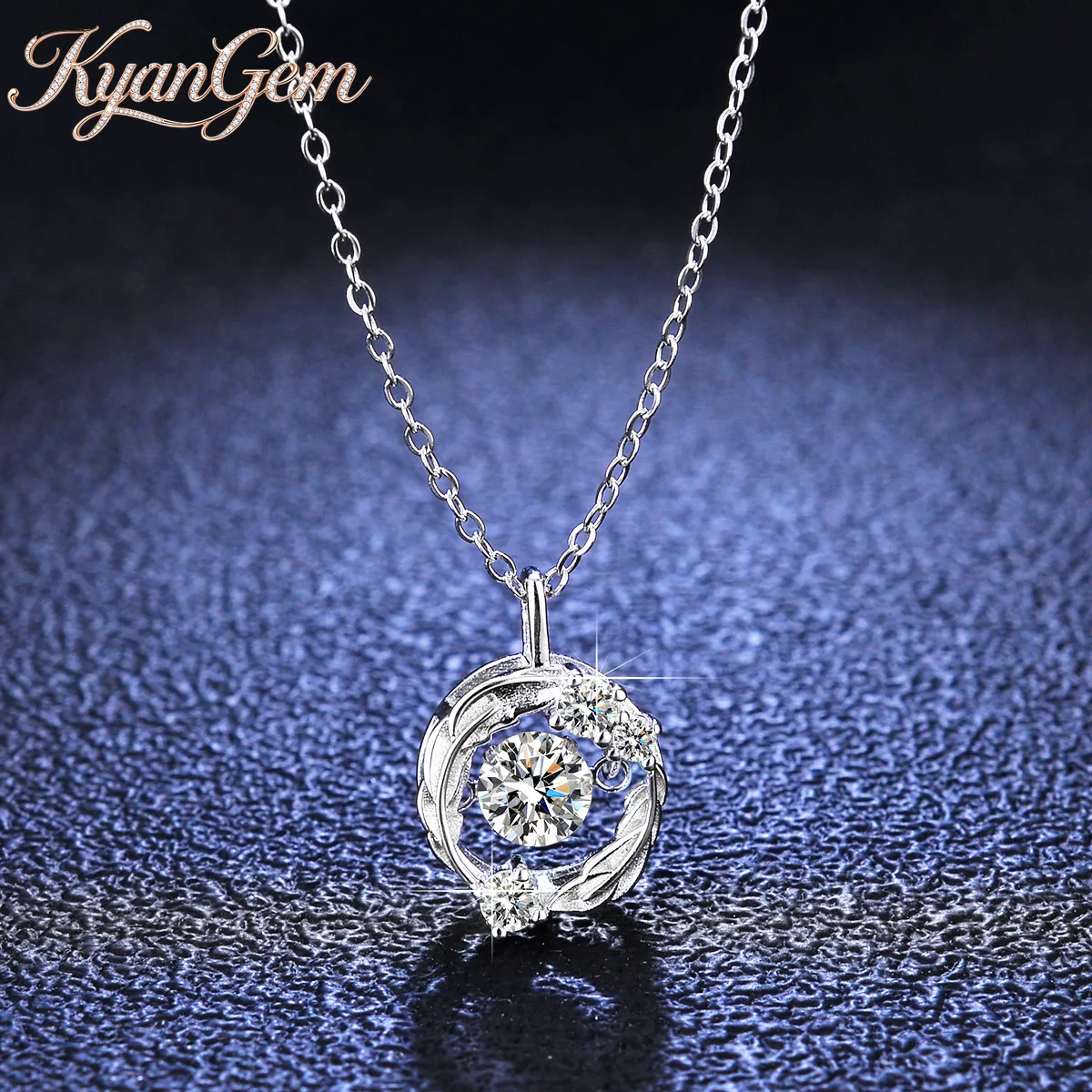 KyanGem 18K Gold Simple Moissanite 0.5 Carat Round Bag 18K Platinum Necklace Women's Smart Luxury Beating Heart Pendant