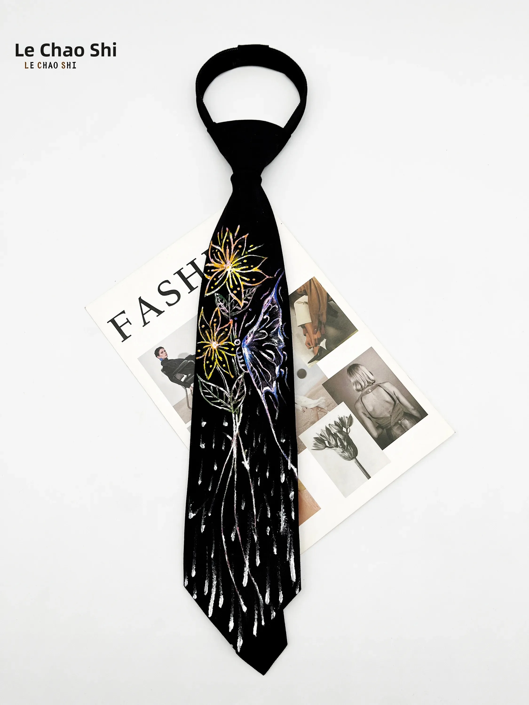 corbata-de-mariposa-y-flores-pintada-a-mano-para-hombre-estilo-universitario-negro-sin-nudo-diseno-artesanal-version-core