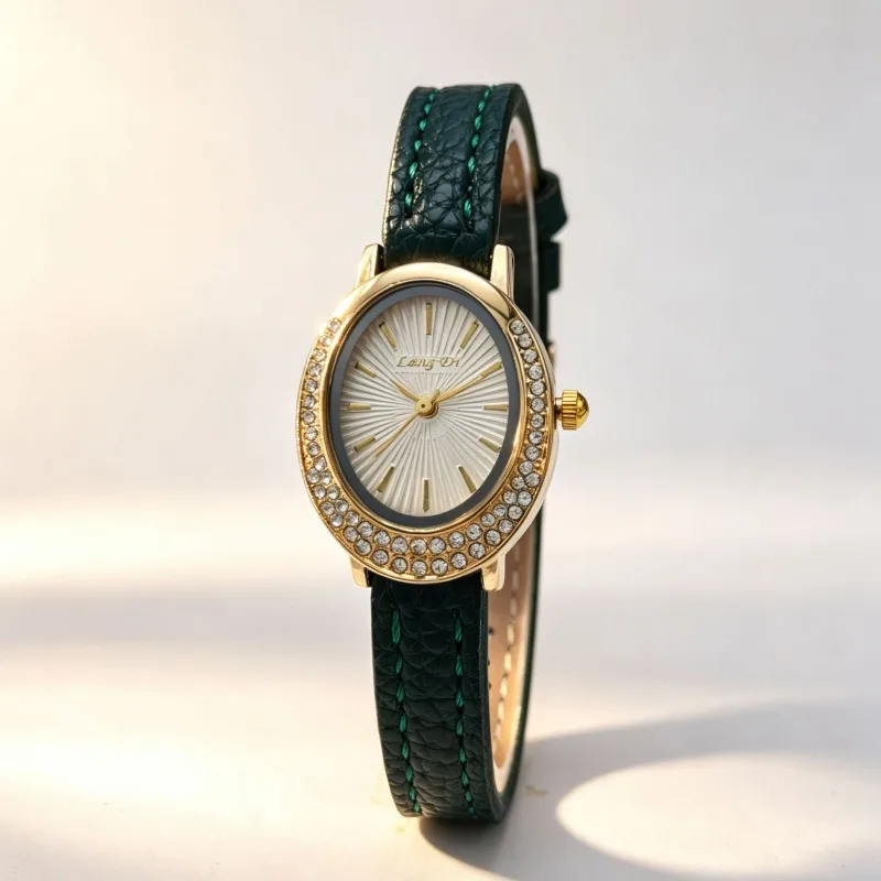 Classic Retro Ladies' Watch Small Oval Diamond-Encrusted Dial Women's Watch Student Trendy Wristwatch Leather Strap Watches Gift
