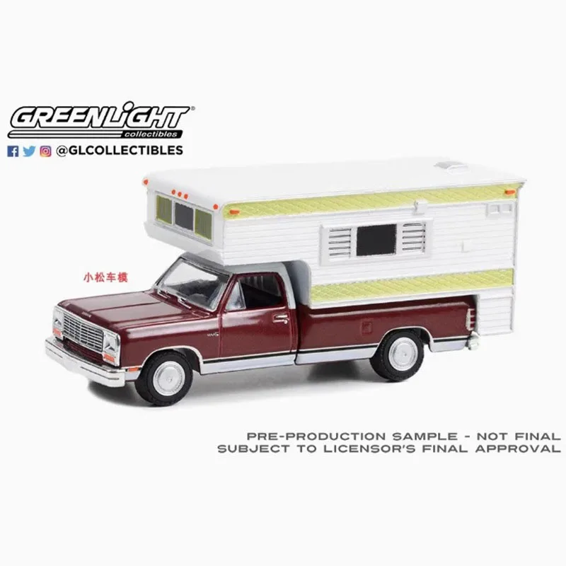 GreenLight 1:64 Scale 1981 Ram D-250 ROYAL WITH LARGE CAMPER Alloy Car Model Static Collection Decorated Holiday Gifts