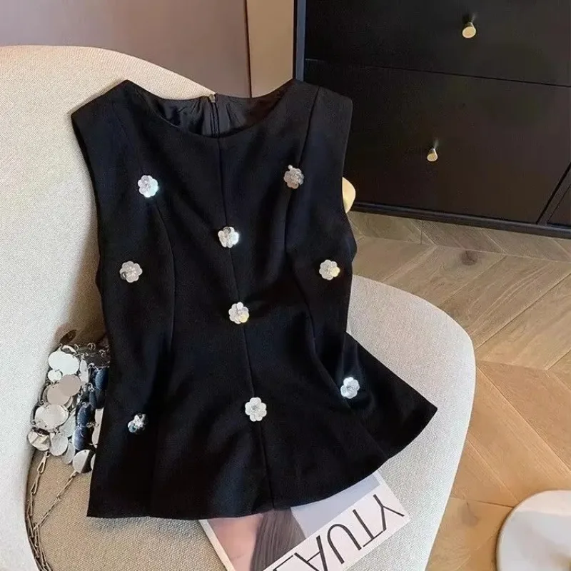Chaleco negro elegante con lentejuelas y flores en 3d para Mujer Y2k, Top negro con cintura ajustada y cuello redondo, novedad de verano 2025, Tops sin mangas para Mujer