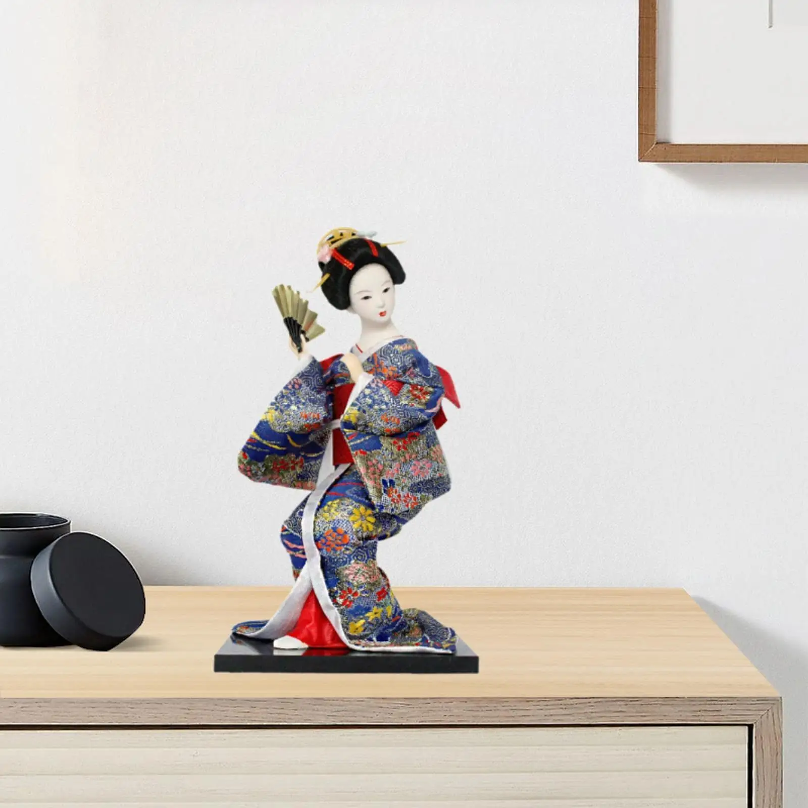 Squatting Japanese Kabuki Doll Kimono Statue Ornament Wood Resin Craft Figurine for Office Bookshelf Living Room Table Display