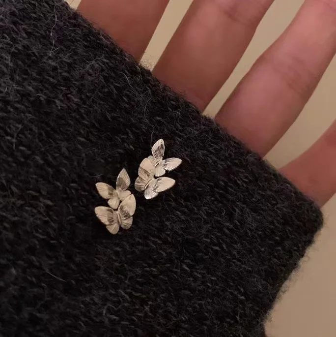 Delicate Double Butterfly Stud Earrings for Women Retro Temperament Versatile Earring Fashion Jewelry Accessories Party Gifts