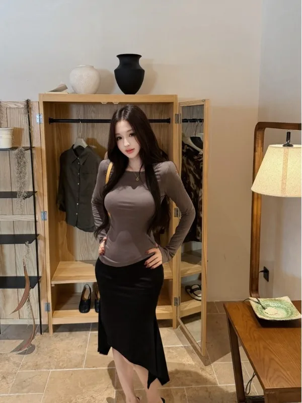 Slim Fit Boat Neck T-Shirt Women's Base Shirt Asymmetrical Meat Covering Half Skirt Wrap around mid Length Skirt Autumn Fashion