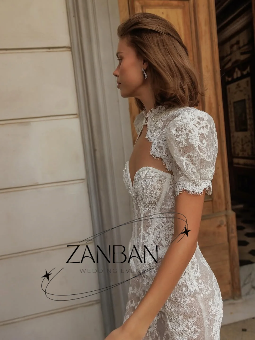 ZanBan Customized Elegant High Necklink Lace Wedding Dresses Short Sleeve Backless Bridal Gowns 2026 White Mermaid Wedding Gowns view 3