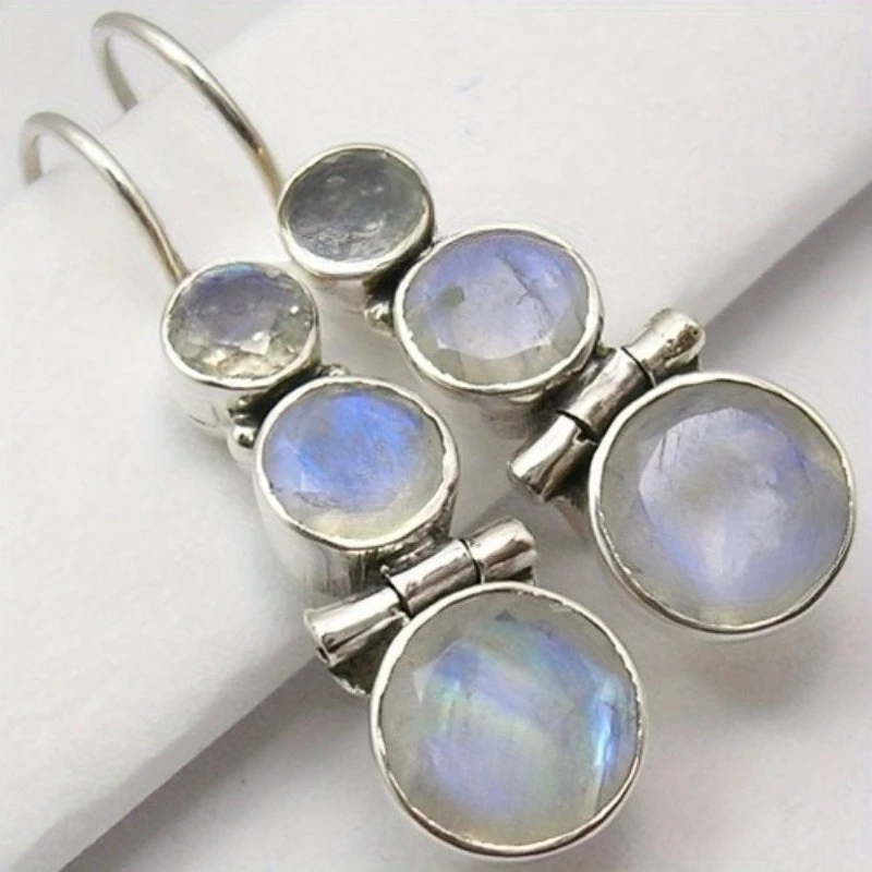 Fashion Exquisite Synthetic Moonlight Stone Silvery Plated Round Pendant Earrings for Women Wedding Banquet Jewelry Accessories