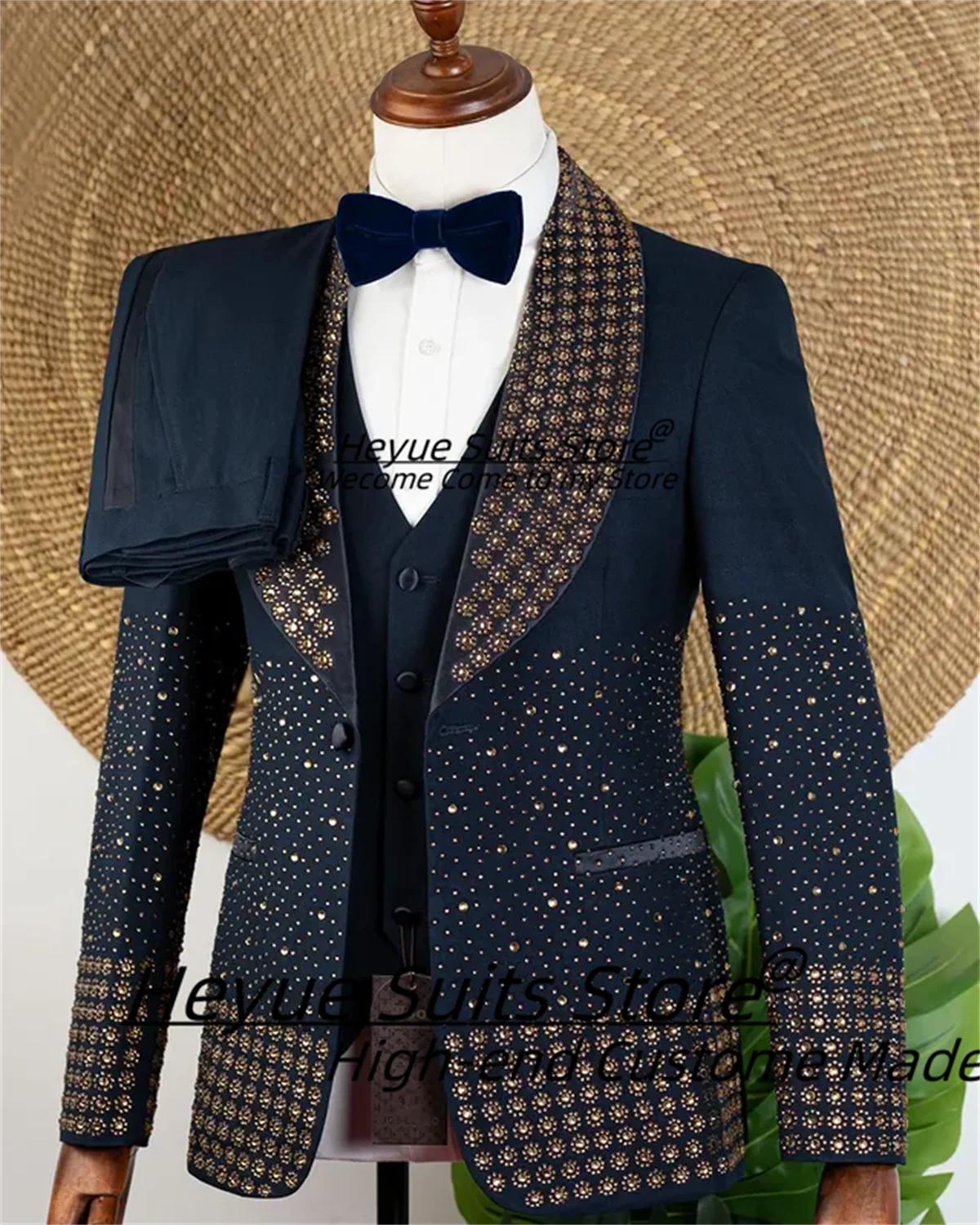 

Luxuly Wedding Groom Tuxedos Customized Shiny Beadwork Men Suits Slim Fit Shawl Lapel 3Pieces Sets Male Prom Blazers Ropa Hombre