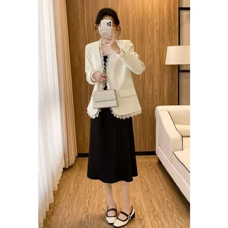 2025 nouveau Blazer femmes Style coréen dentelle épissage polyvalent couleur unie bouton Cardigan