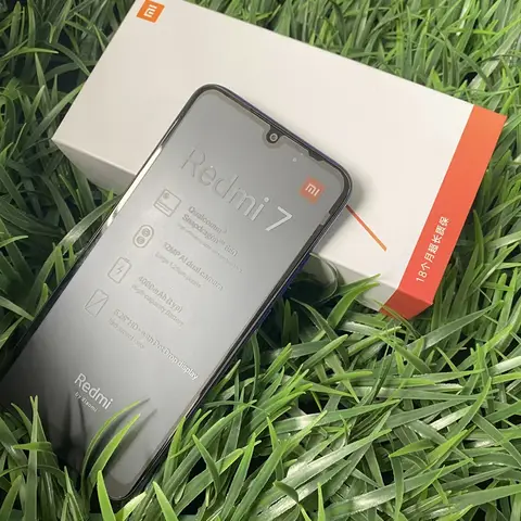 Global ROM Orijinal Xiaomi Redmi 7 4GB 64GB 4000 mAh 4G Akıllı Telefon 6.26 İnç HD Ekran Sekiz Çekirdekli Kilitsiz Android 4G
