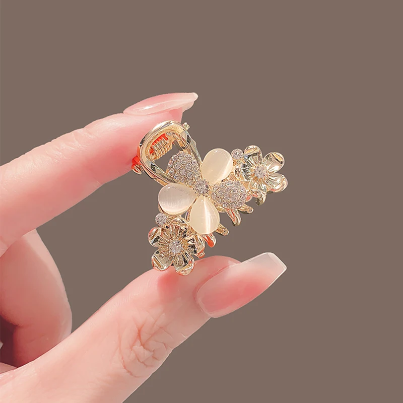 New Fashion Women\'s Hair Clips Small Grab Clip Metal Ponytail Clips Elegant Shining Flower Side Barrettes Jewelry Decoration