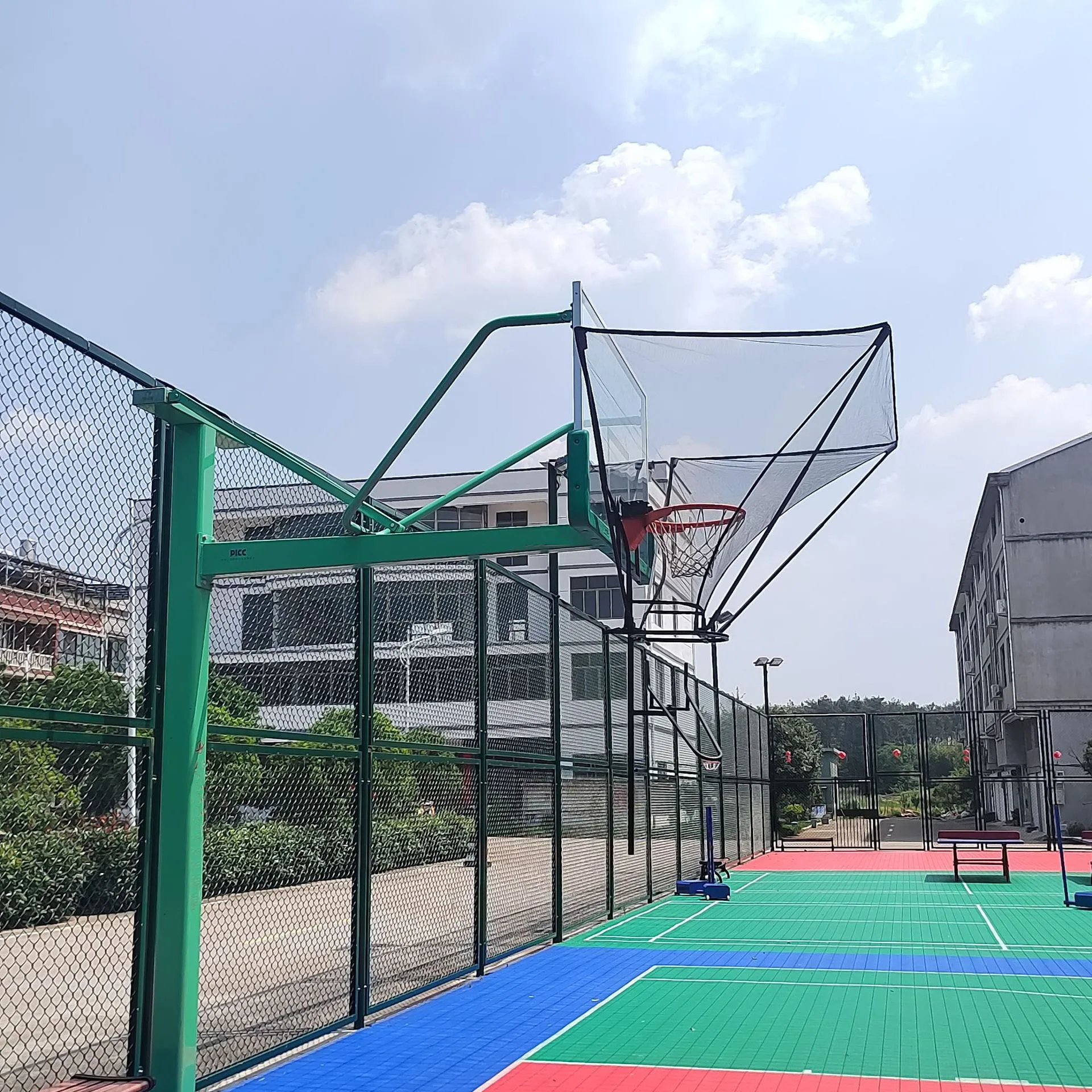 Настенные обручи Баскетбольная отбойная сетка Возвратная система Портативный тренажер для стрельбы Баскетбольный тренажер с возвратом сетки