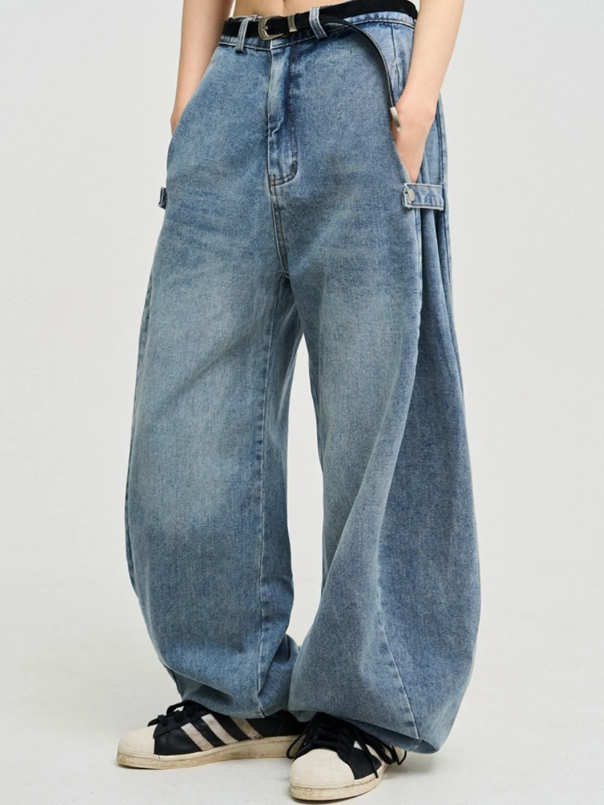 

Blue High Waist Wide Leg Jeans Women's Casual Loose Fit Faionable Korean Sle with Hook Design Spring Season Long Pants