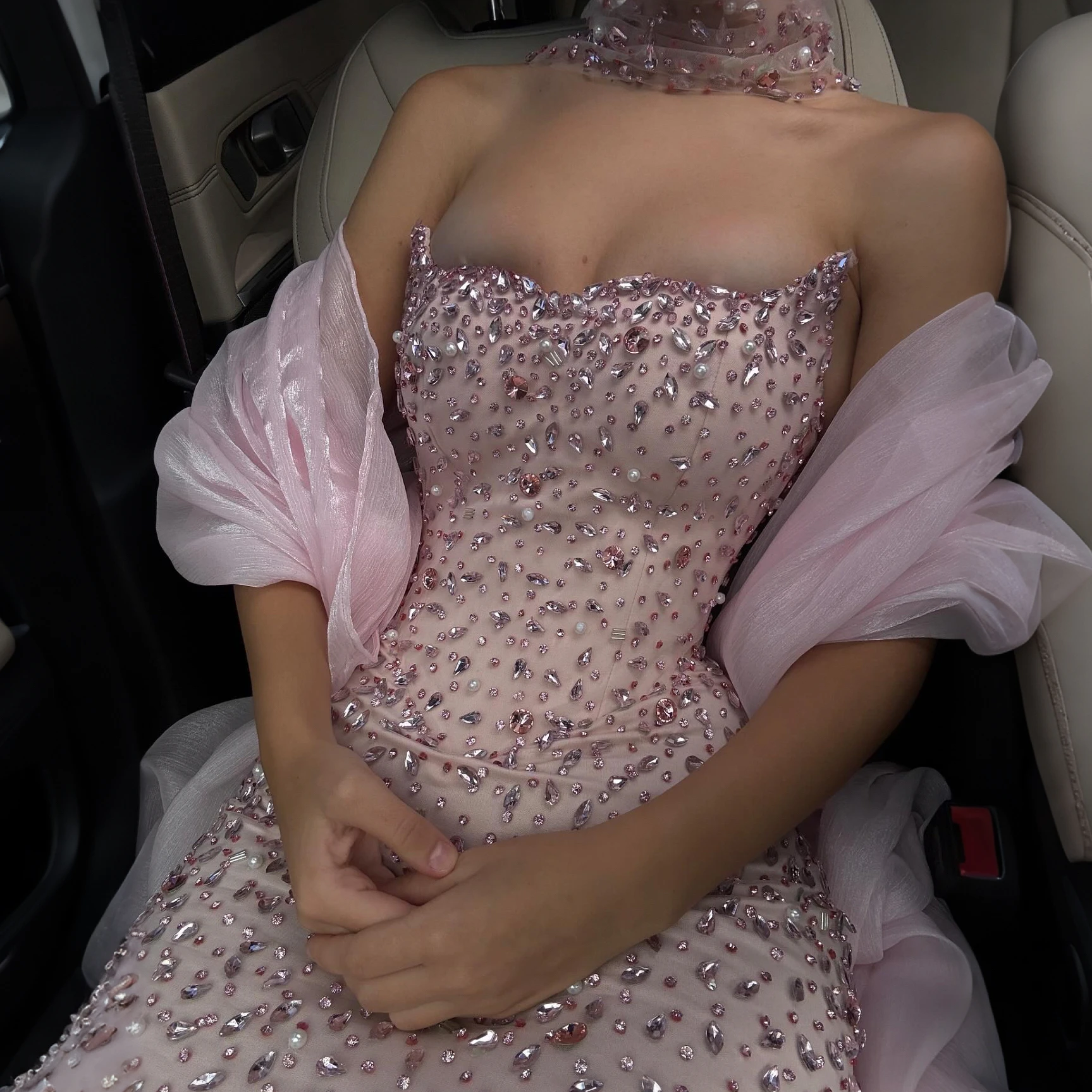 SERENE HILL Kosovo Vestido de noche rosa sin tirantes con cuentas de diamantes y mangas desmontables, vestido largo formal para fiesta GLA73225 personalizado