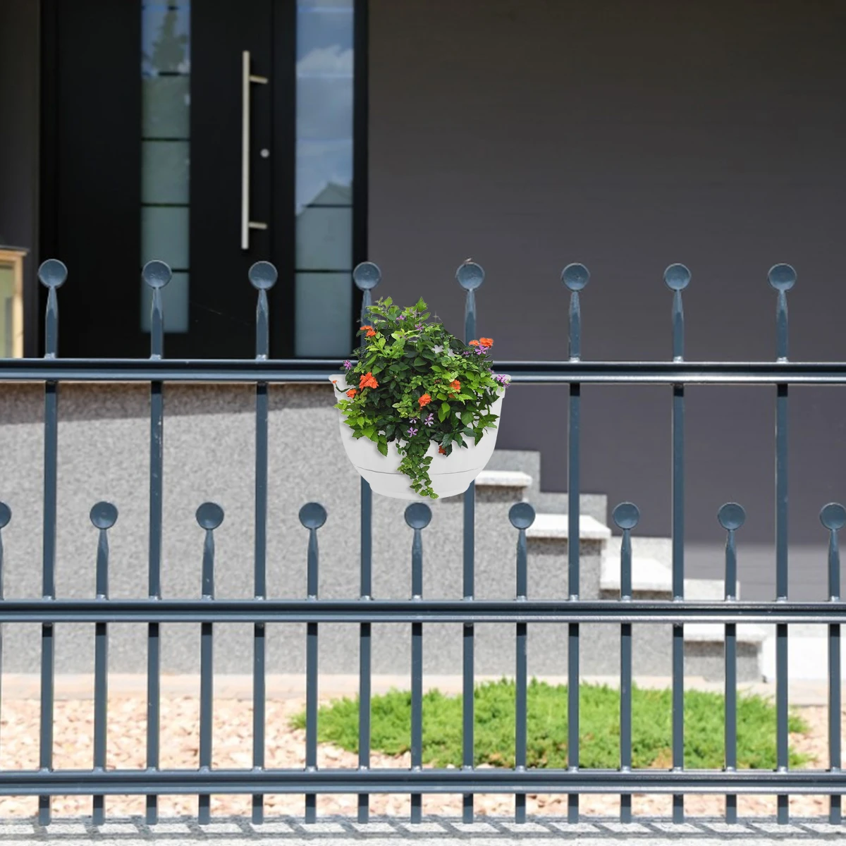 

Wall Hanging 2987 Small Plastic Plastic Pot Half-circle Planter Tray Home Flowerpot Office Balcony Garden Decor