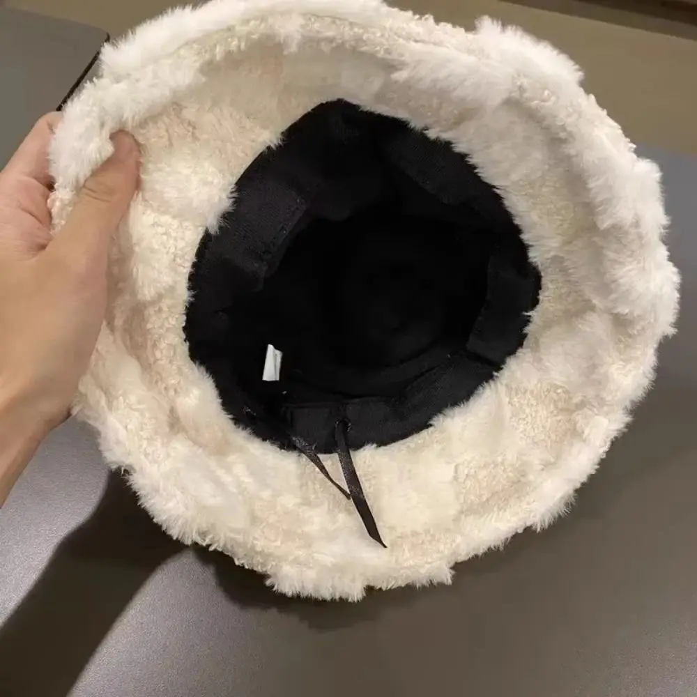 منقوشة متقلب المرأة قبعة بحافة فو الفراء مقاومة للرياح متقلب حوض قبعة دافئة قابل للتعديل صوف الضأن صياد قبعة السفر