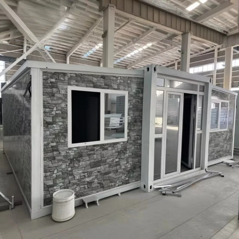 Modern Prefab Sandwich Panel Container House with Mobile Home 40ft 3 Bedrooms Fireproof Waterproof Durable