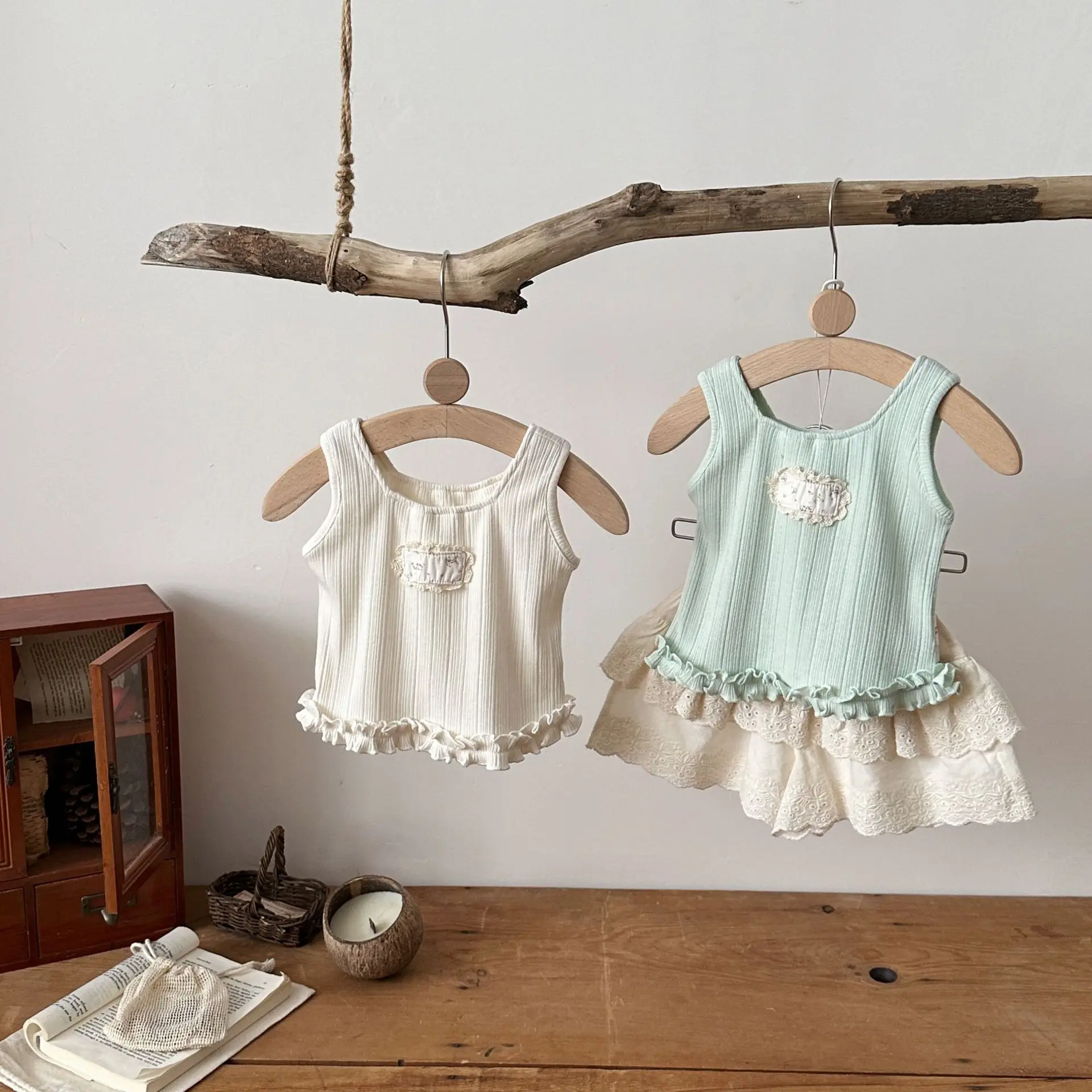 

6-24M Summer Cute Baby Shorts Toddler Girls Floral Patch Ruffle Style Sleeveless Top Soft Thin Infant Clothes