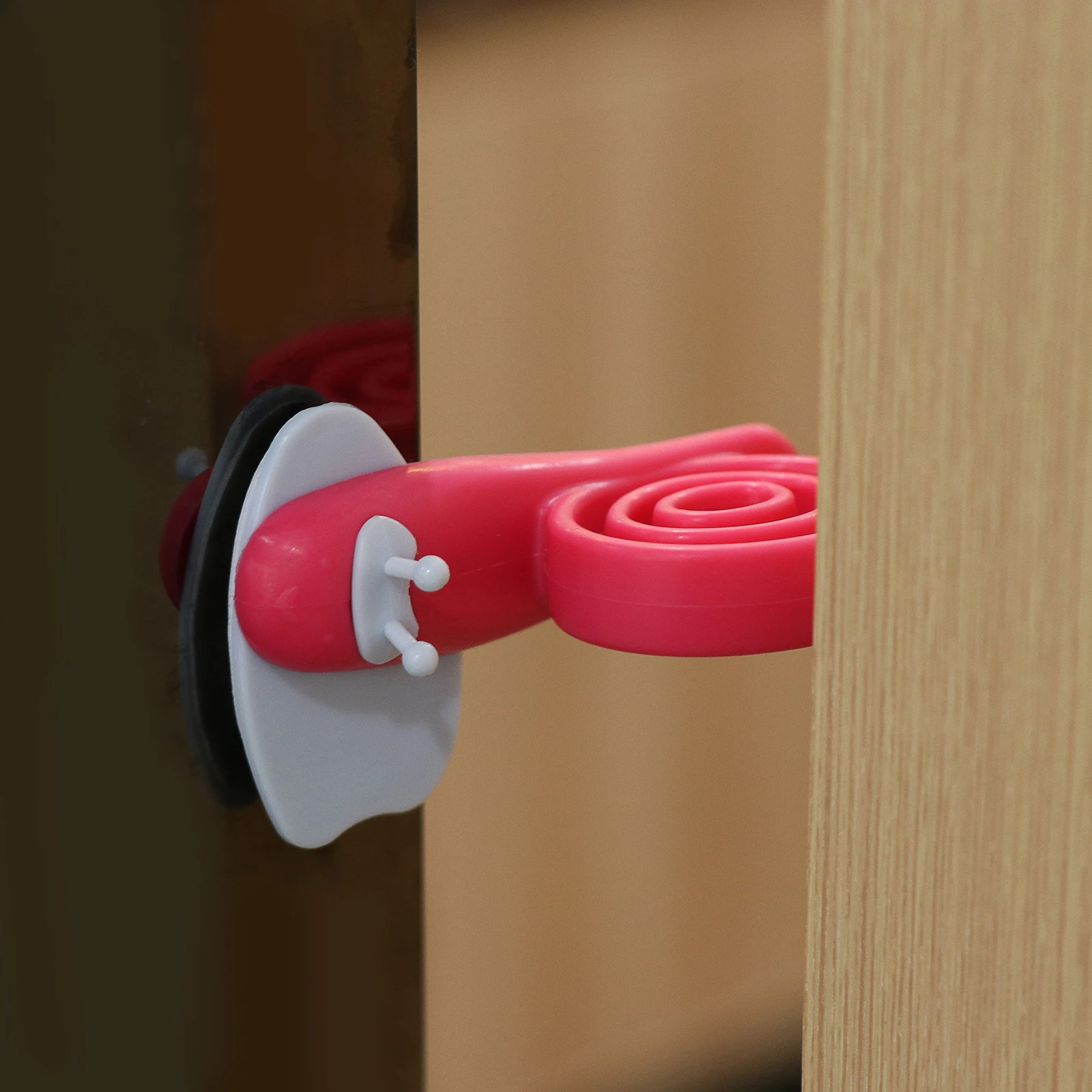 

Children Safety Door Stopper Lovely Snail Plastic Wedge Prevent Slamming Non Slip Home Office Use