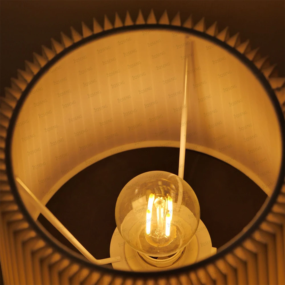 Metal table lamp with adjustable height PortableWirelessTouch Desktop Night Light  for Restaurant Hotel Bar Bedroom Readinglamp