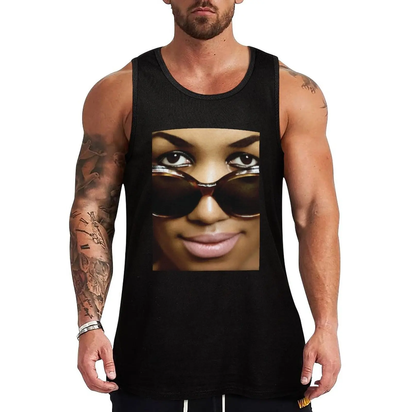 Camiseta sin Mangas Aretha, Clásica, Básica, Corte Regular, Informal