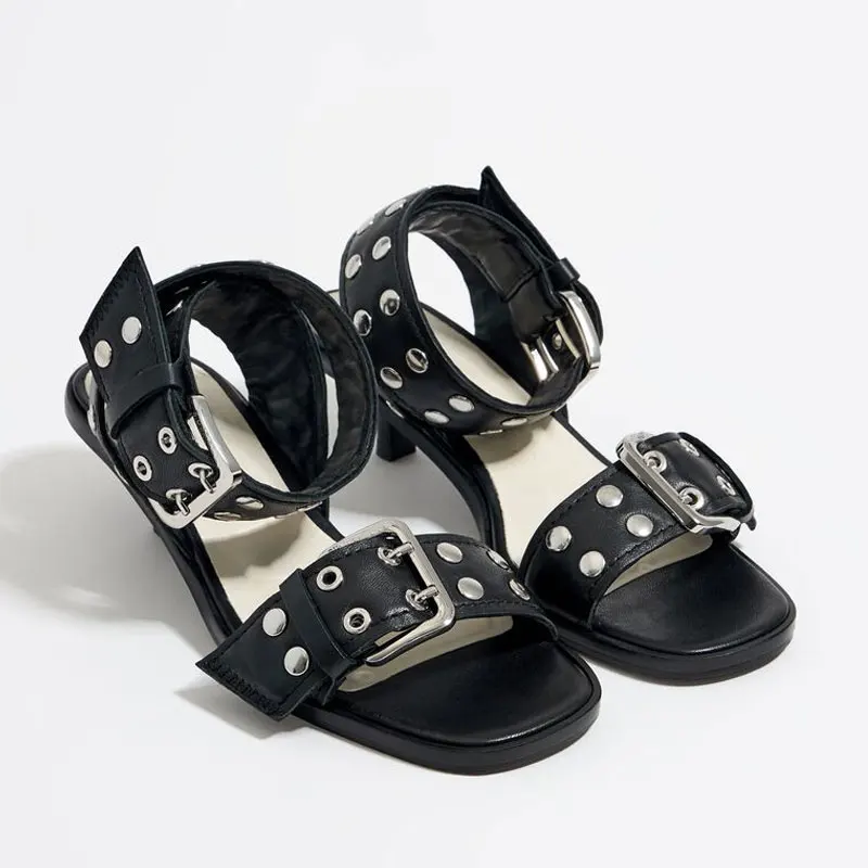 Women's square head thick strap with exposed toe rivet decoration, sexy cat heel sandals with a back strap