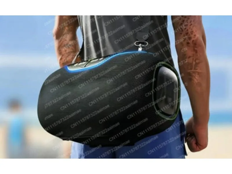 Portable Waterproof Subwoofer Speaker with Mini Microphone and Rechargeable Battery