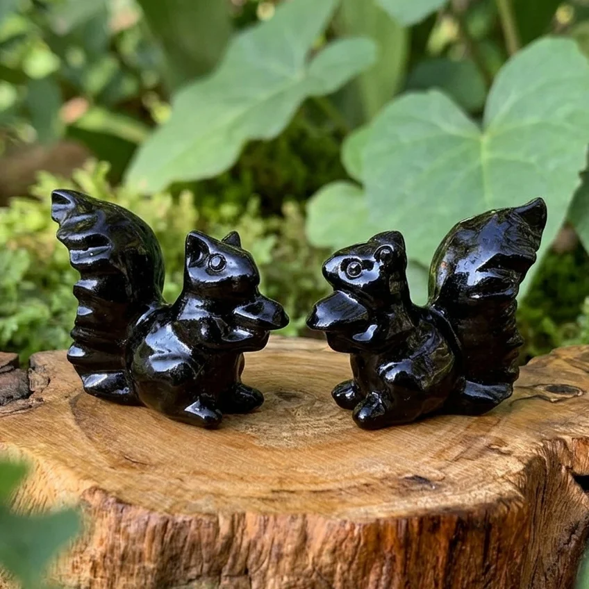 1pc Hand-Carved Obsidian Squirrel Figurine Random, Squirrel Statue for Home Decor & Gifts, Party Decoration