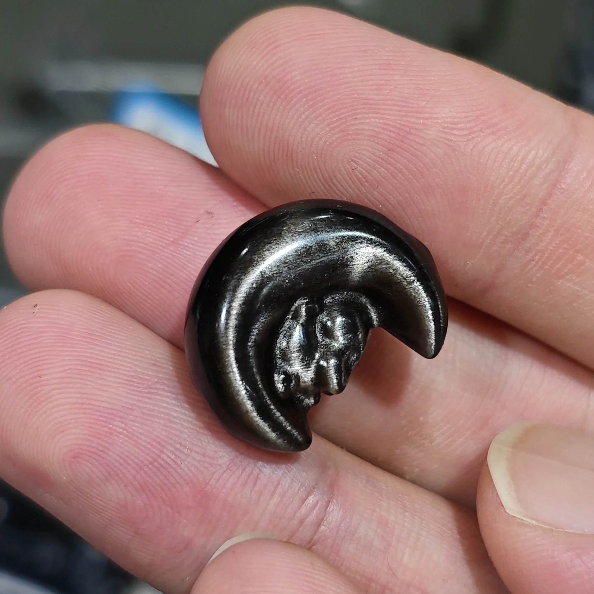 Natural Silver Obsidian Carved Moon Bunny Gemstone Beads 20mm Loose Focal Charm Bead 5Pcs Pack for Handcrafted Jewelry view 4