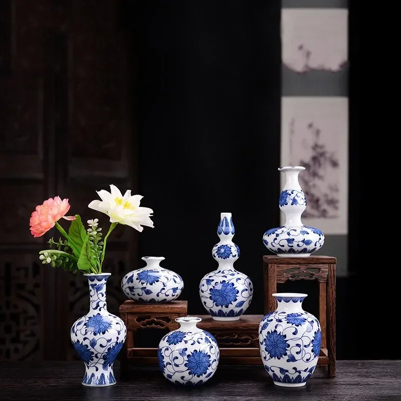 Recommend Blue And White Porcelain Vases Ceramic Small Chinaware Tea Ceremony Accessories Classical Home Decoration Ornaments