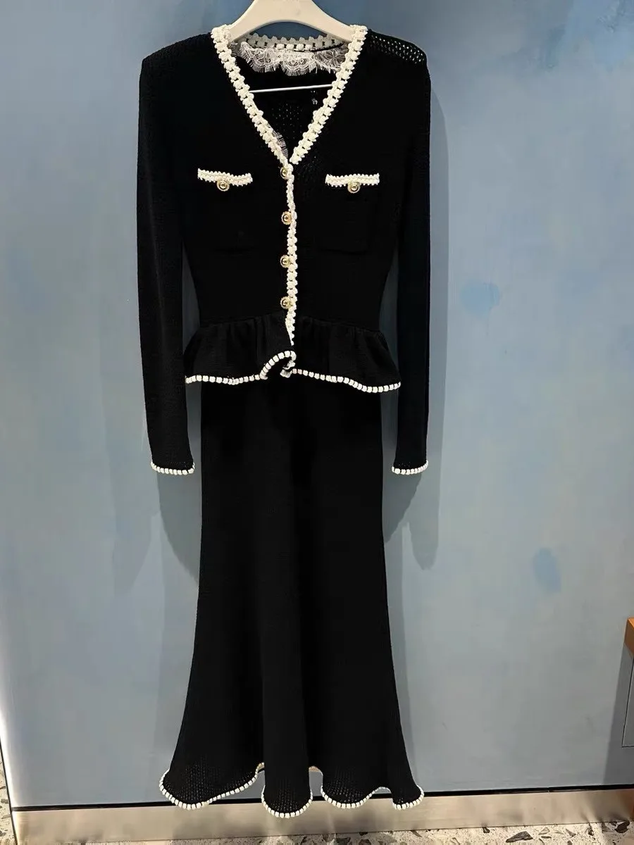 High-End Knitted Lace V-Neck Dress Elegant Black Color Block Blouse Style Faux Two-Piece High Waist A-Line Midi Dress