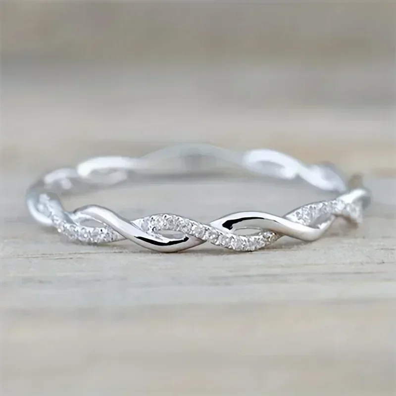 Small, simple and exquisite Women's ring Fashionable finger ring Suitable for daily wear of Women's jewelry
