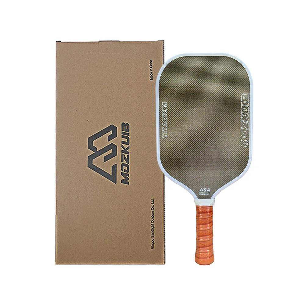 2025 تصميم جديد 3K نسيج التيتانيوم مظهر كرة المخلل مجداف Mokzuib Pickleball ألياف الكربون