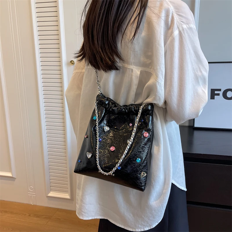 Vintage Drawstring Silver Shoulder Crossbody Bags Women Handbags and Purses 2023 New Design Ladies Messenger Bags High Quality