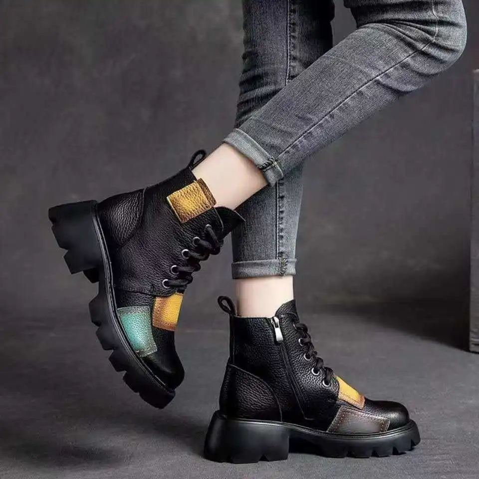 2026 Fall/Winter Women's Fashion Retro Colorful Leather Boots with Comfortable Soft Soles and Side Zipper - Casual Short Boots