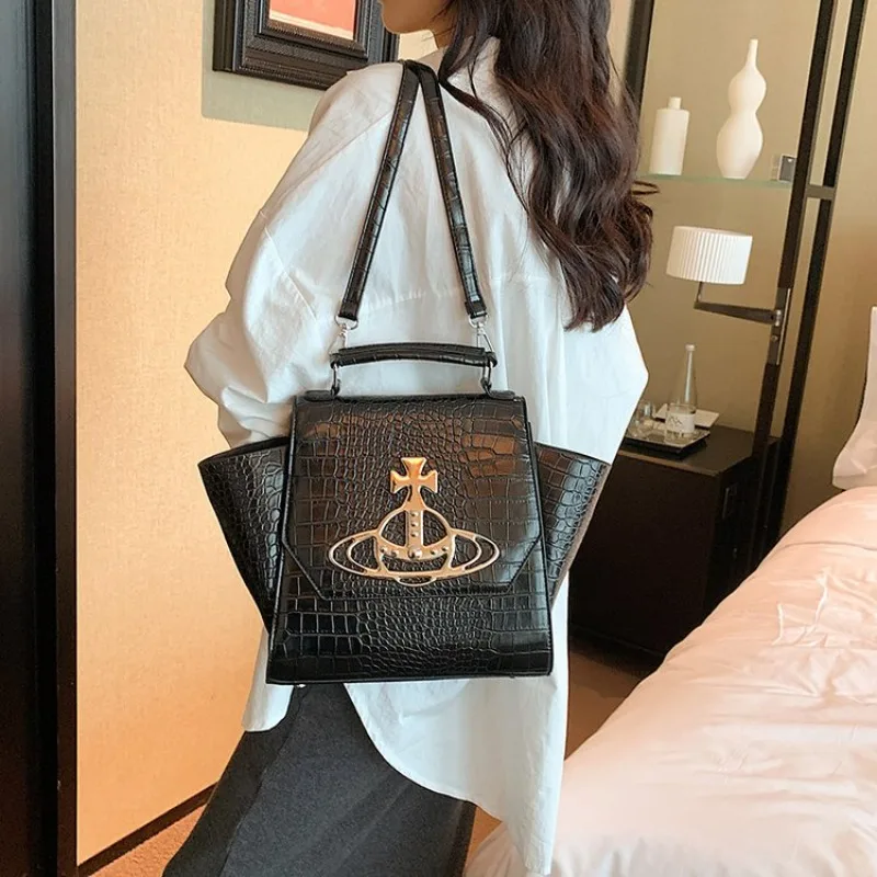 Women's Classic Purse Refined Look That Adds A Touch Of Class To Any Ensemble Elevated